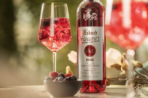 Foto: Asbach Aperitif Rosé