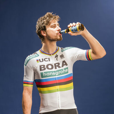 Krombacher o,0% verlängert Engagement bei BORA–hansgrohe und startet Kampagne mit Peter Sagan