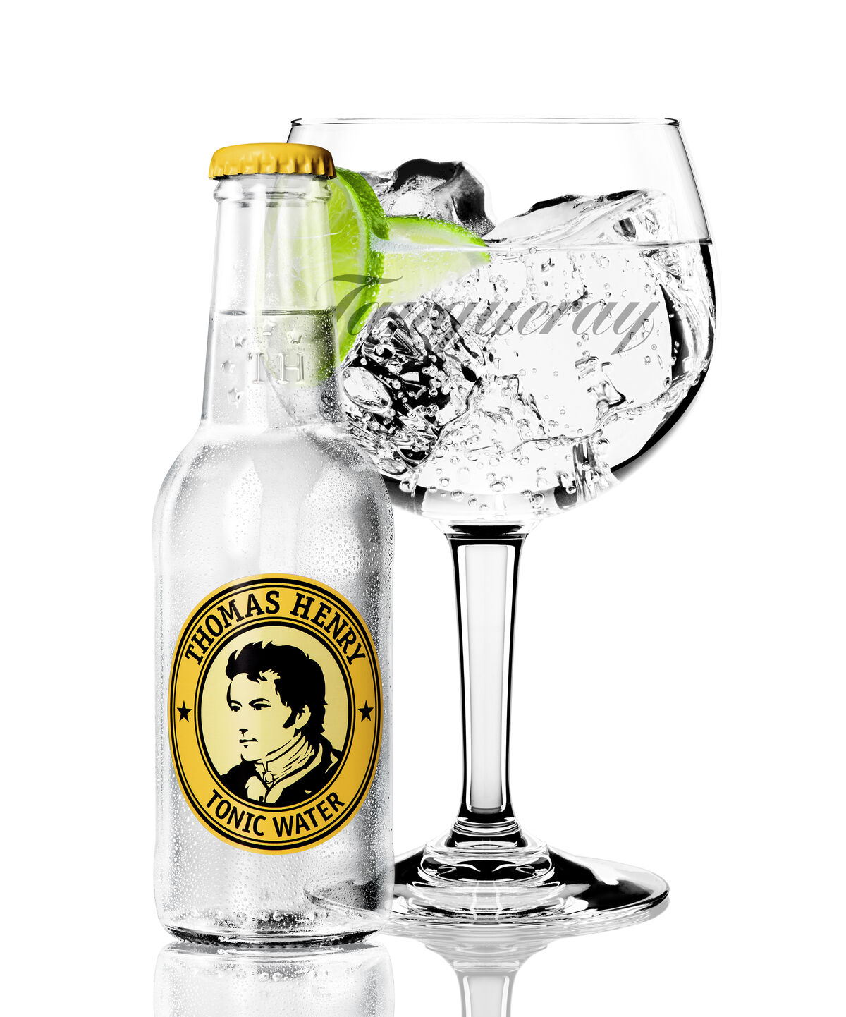 Thomas Henry Tonic Water und Tanqueray London Dry Gin gemeinsam